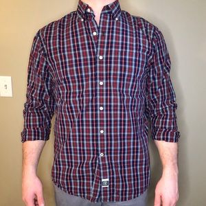 IZOD Multi-Color Plaid Button Down (SIZE MEDIUM) GREAT CONDITION